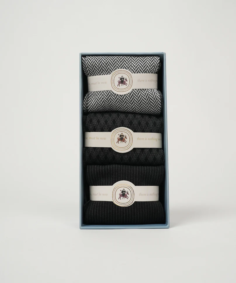 Black Box of 3 Uno - Image 2