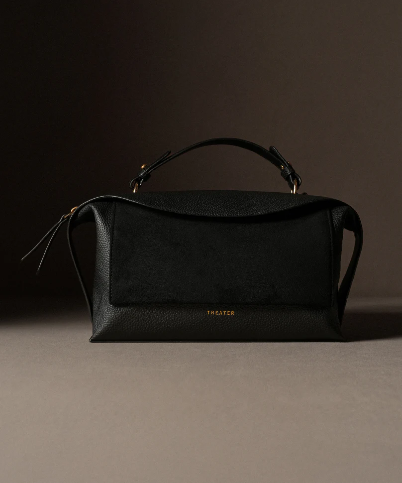 Explorer Black