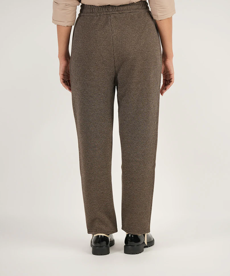 Houndstooth Comfort Wear Brown - Image 4