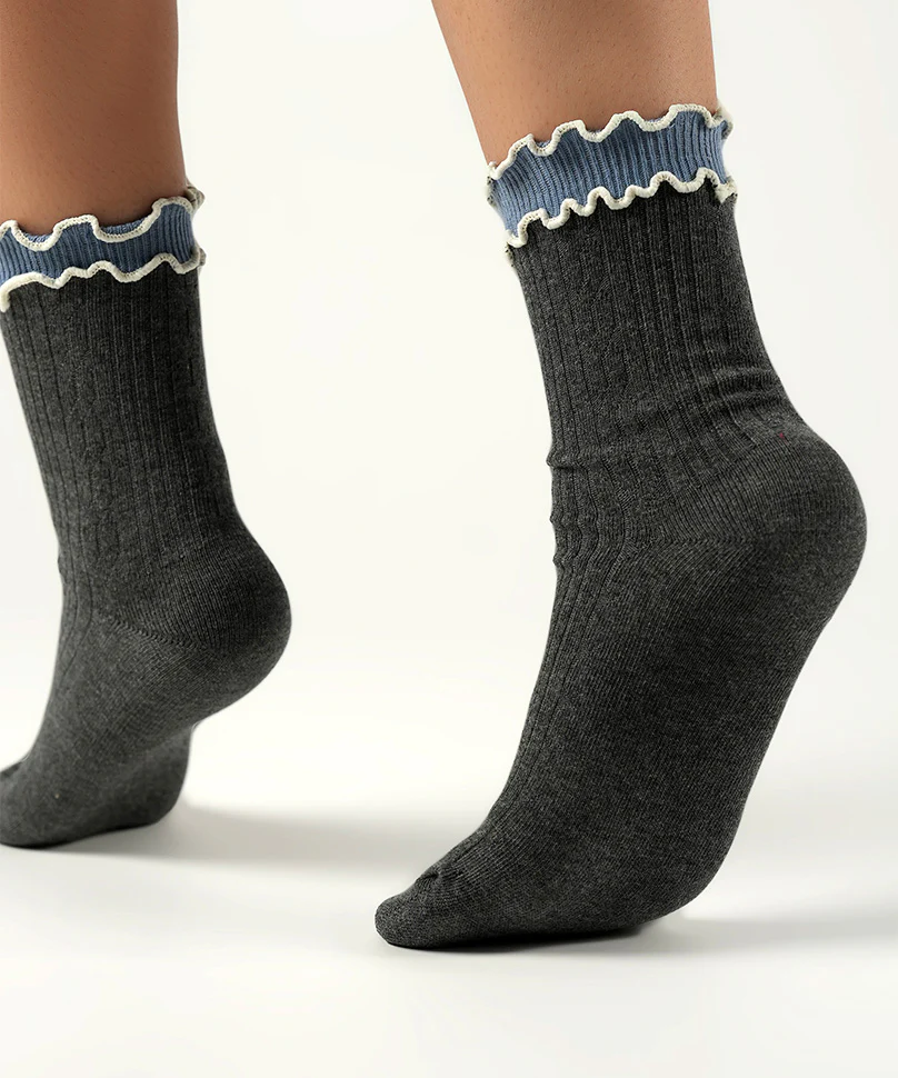 Lisa - Grey - Image 5