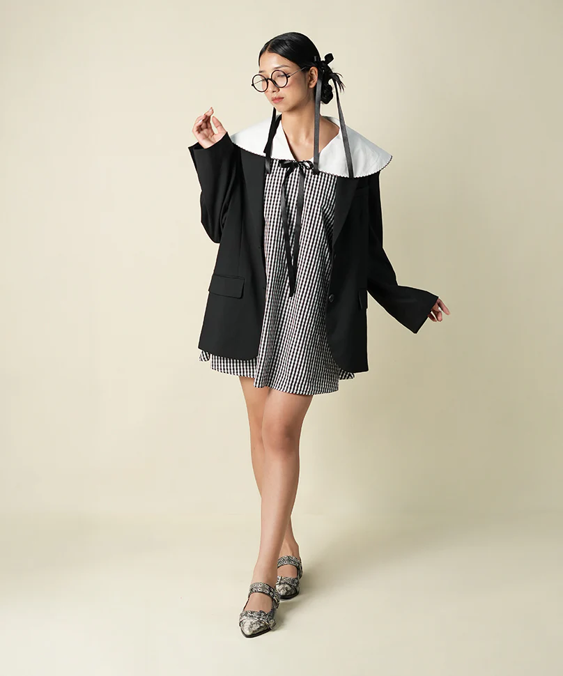 Paramores White - Image 5