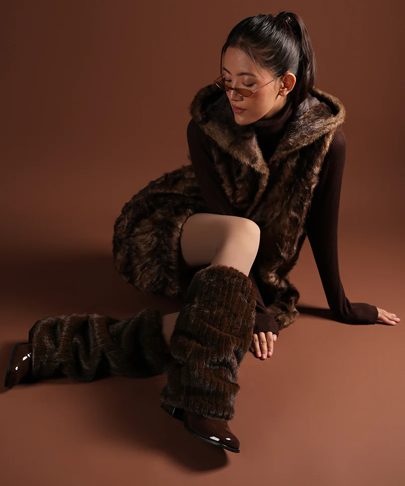 Ribbed Fur Leg Warmer - Brown - Image 3